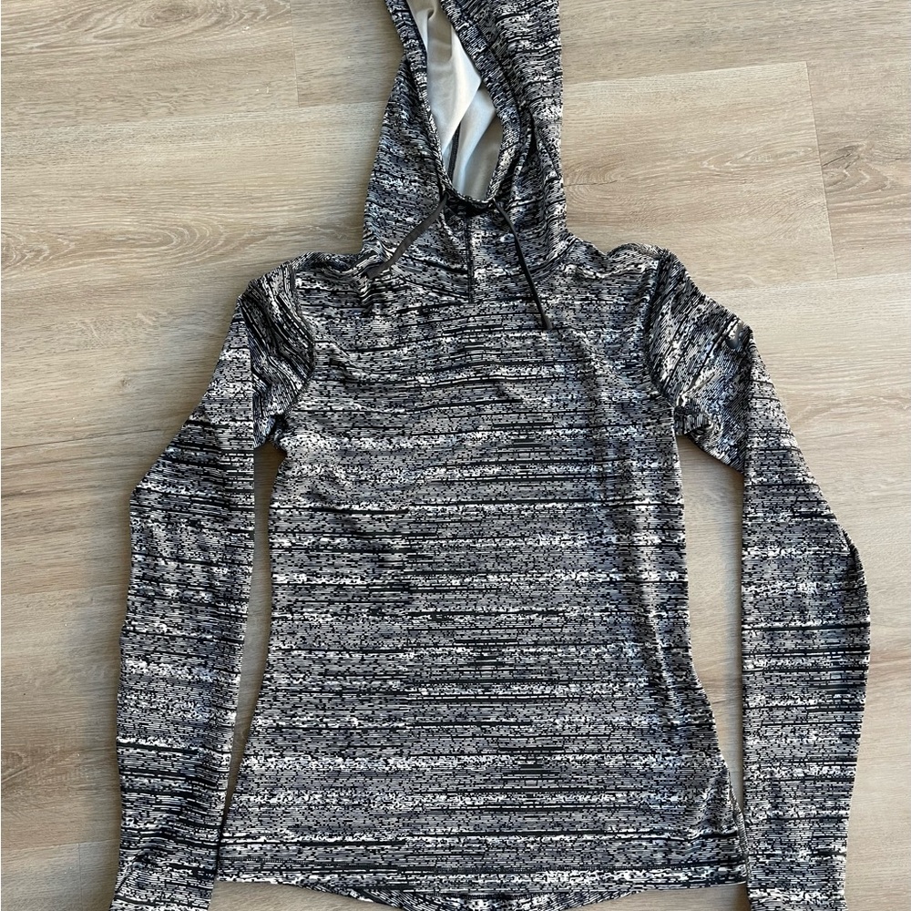Nike Dri-Fit Women's Black and White Hooded Top